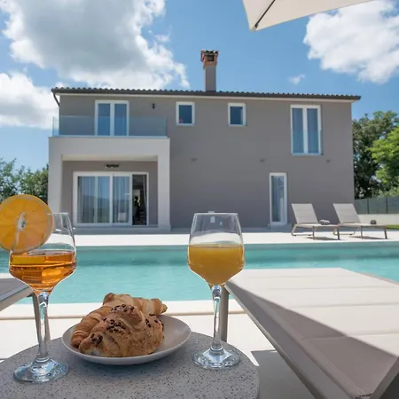 Laura 빌라 Santalezi